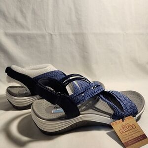 Skechers Women's Blue Sandals